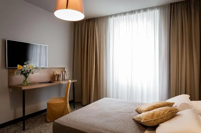 Hnn Luxury Suites