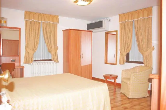 Piccolo Hotel