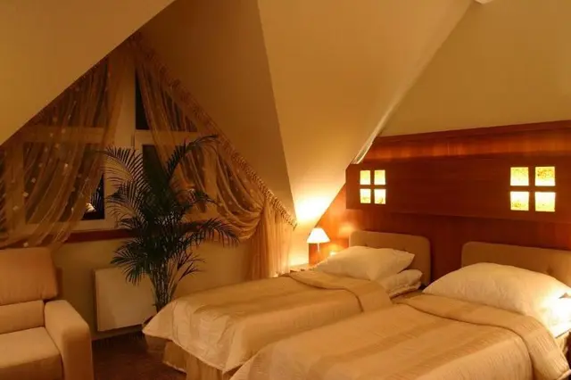 Hotel Sahara