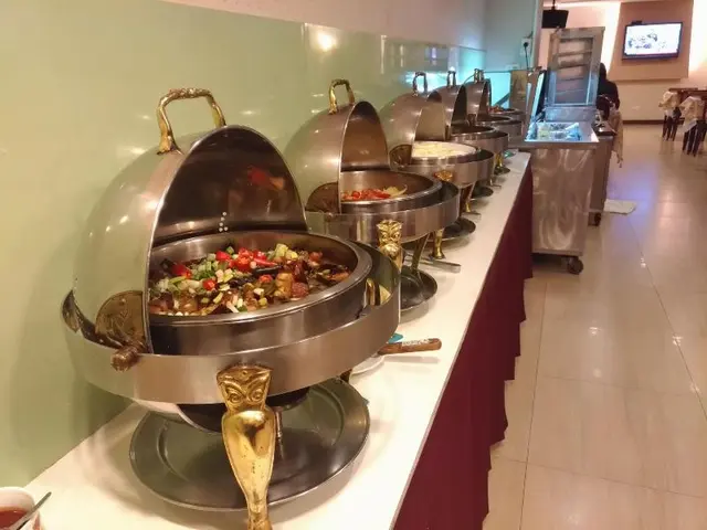 Puyisy Business Hotel