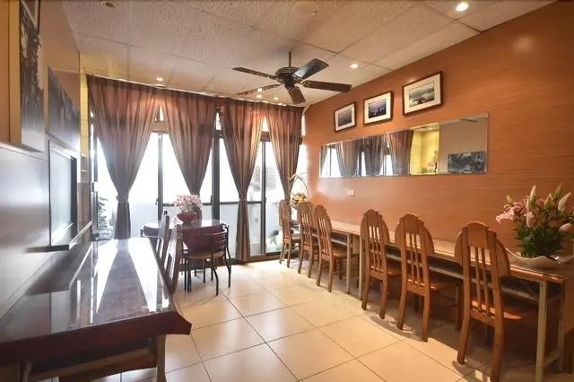 Sun Moon Love Hotel