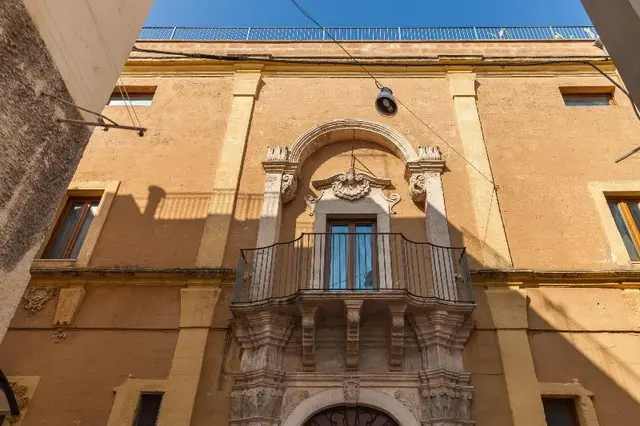 Palazzo De Luca