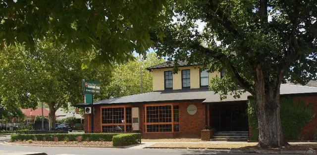 Seaton Arms Motor Inn