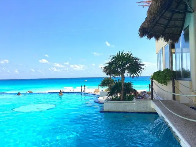 Cancun Plaza Condo