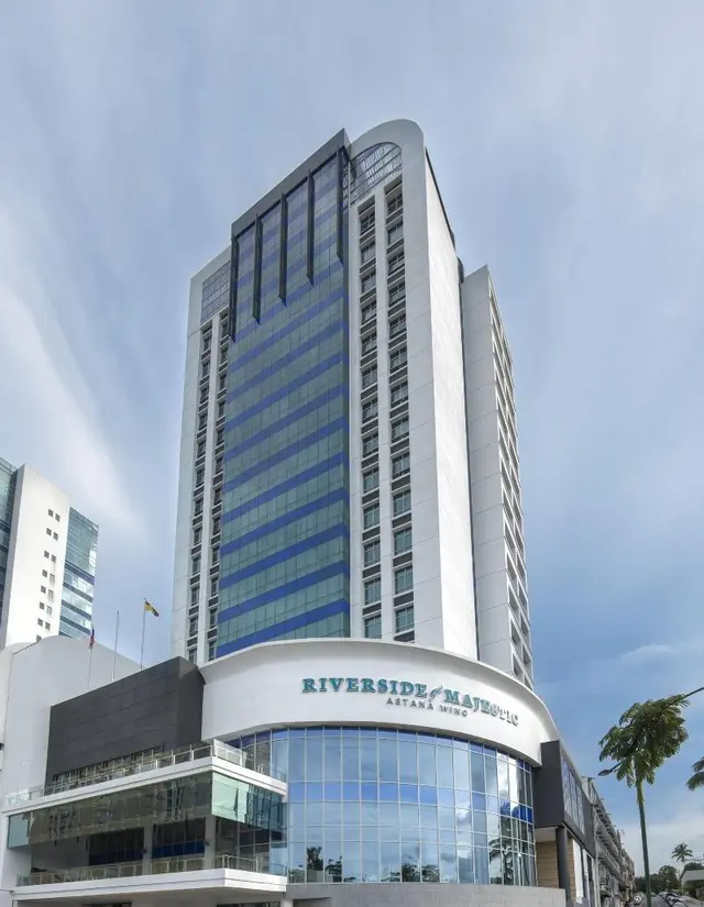 Astana Wing Riverside Majestic Hotel