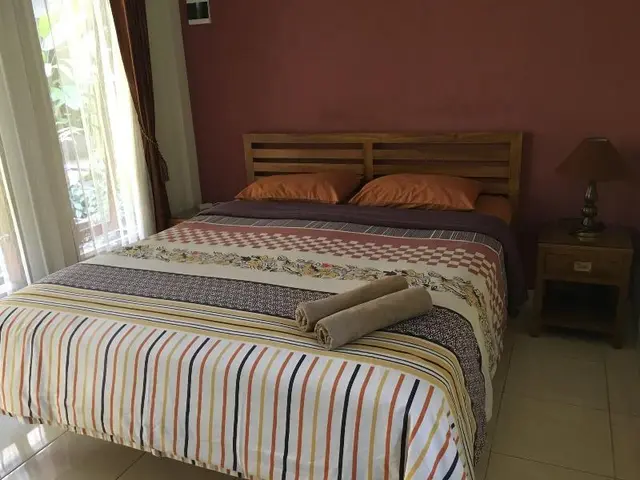 Aloha Hotel
