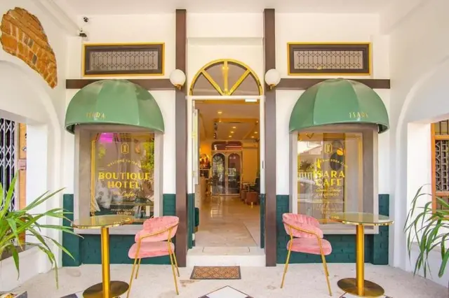 Isara Boutique Hotel and Cafe by ZUZU
