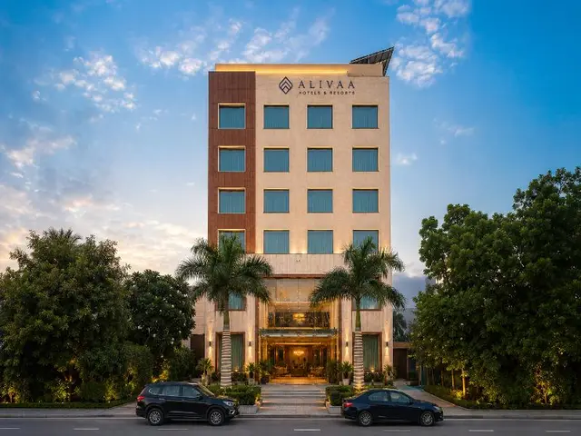 Alivaa Hotel, Millennium City Center, Sector 29
