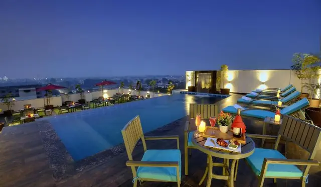 Hotel Royale Regent