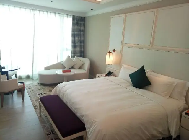 Hotel Plaza Carnival Qingdao