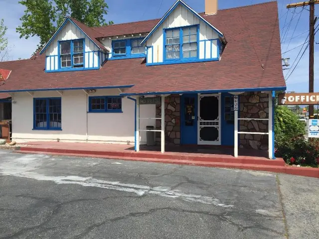 Townhouse Motel