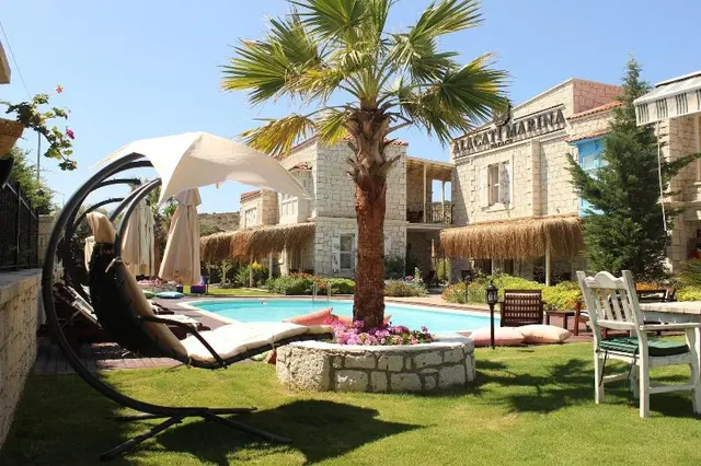 Alacati Marina Palace Otel