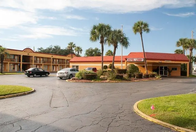 Scottish Inn Jacksonville Downtown