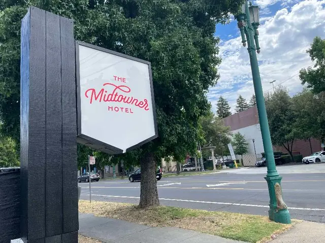 The Midtowner Hotel SureStay Collection by BW