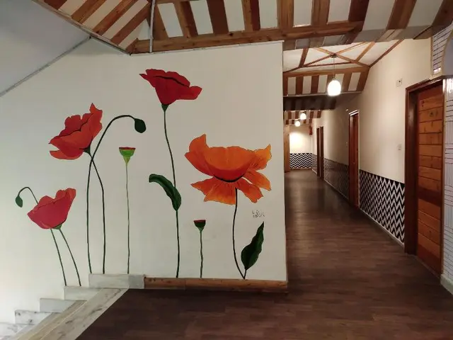 Hotel Pineview Shimla