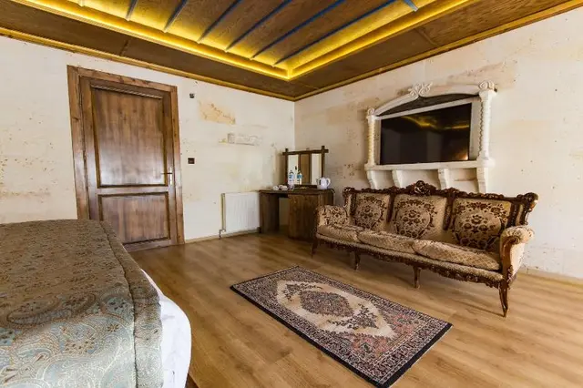 Empire Cave Hotel
