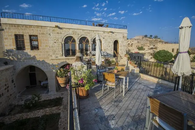 Assiana Cave House