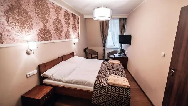 Star Hotel