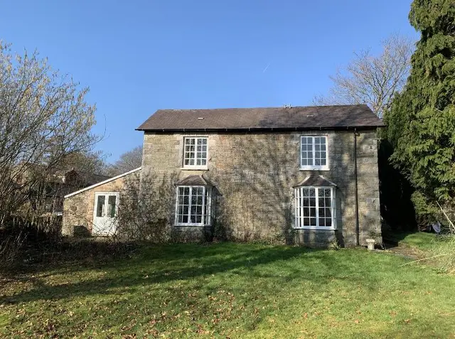 Pontyclerc Farm House Bed And Breakfast