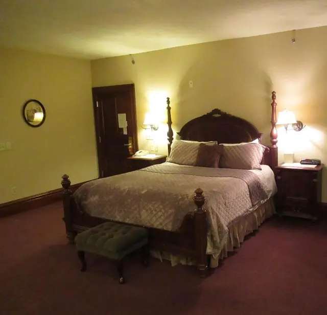Hotel Ruby Marie