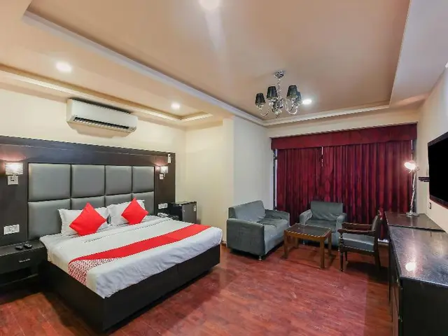 Oyo 22412 Flagship Hotel Sai Prakash