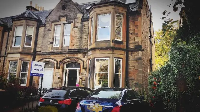 Allison House 16 Guesthouse
