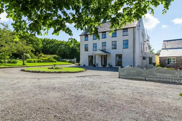 East Hook Farm Country House