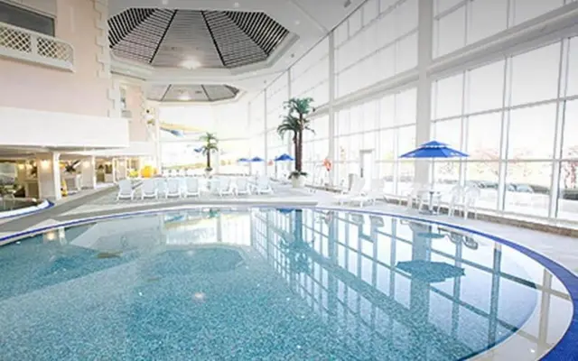 High1 Grand Hotel Convention Tower (Convention Hot