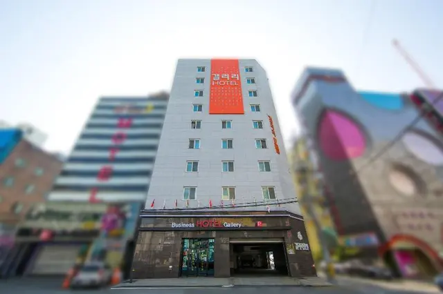 Gallery Hotel