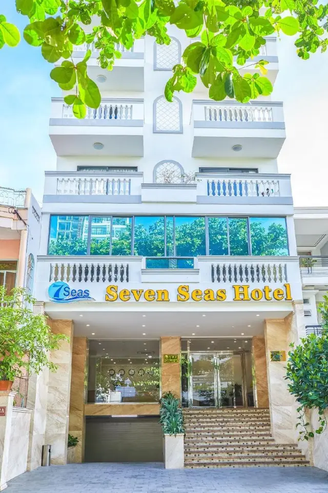 Seven Seas Hotel And Apartment
