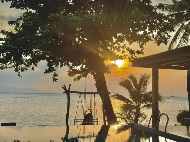Sunset Beach Villas