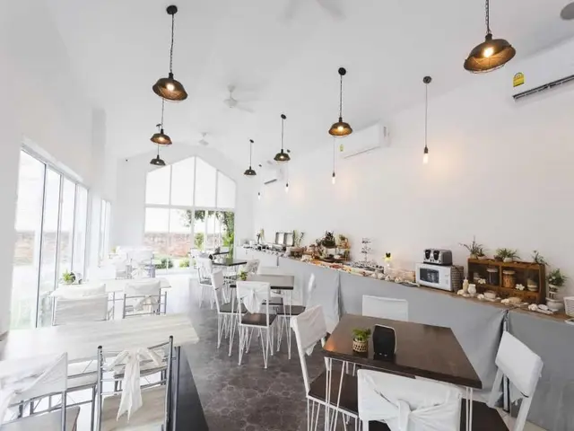 Nan Nakara Boutique