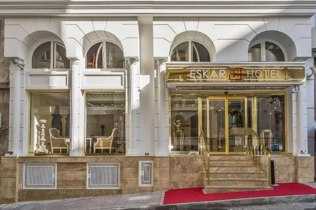 Escardin Hotel