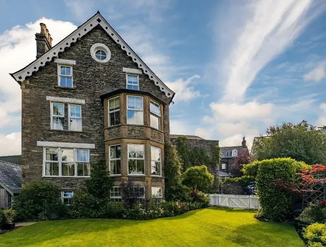 Wheatlands Lodge - Bed & Breakfast