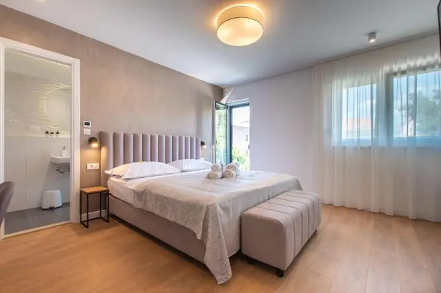 Seven Seas Residence