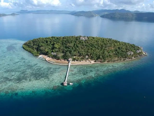 Iris Island Eco Resort