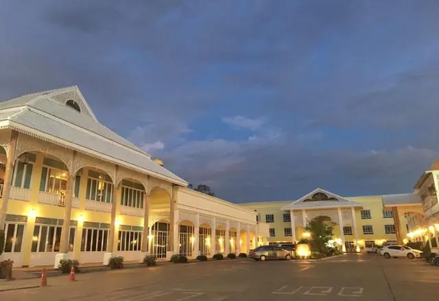 Amonruk Hotel 2