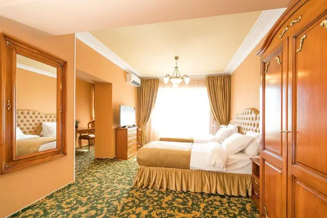 Studio One Accommodation Suites