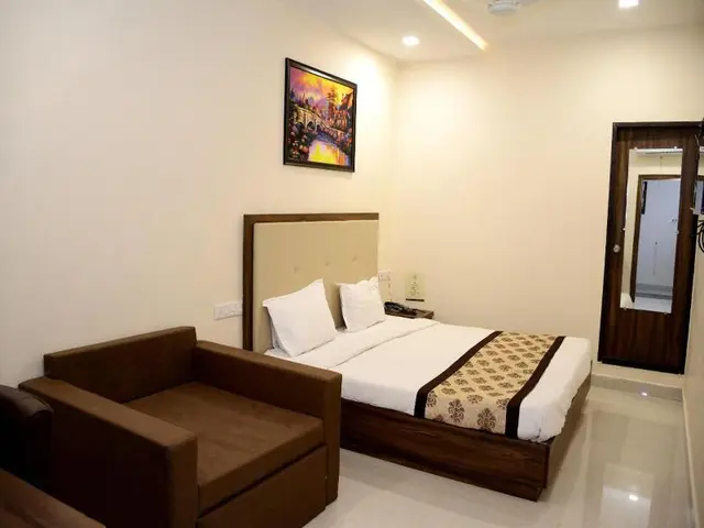 Eco Inn Hotel