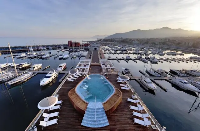 Yacht Club Marina Di Loano