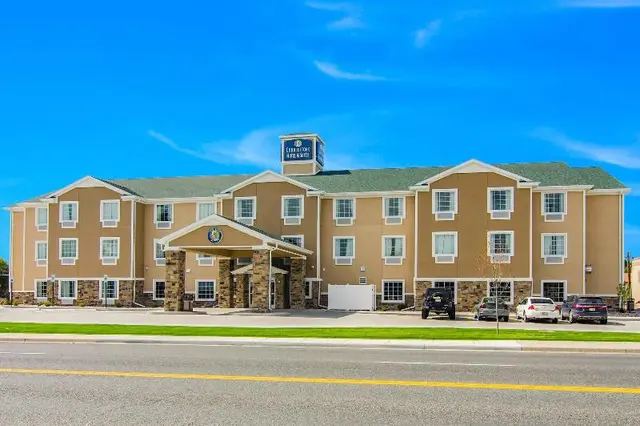 Cobblestone Hotel And Suites Torrington
