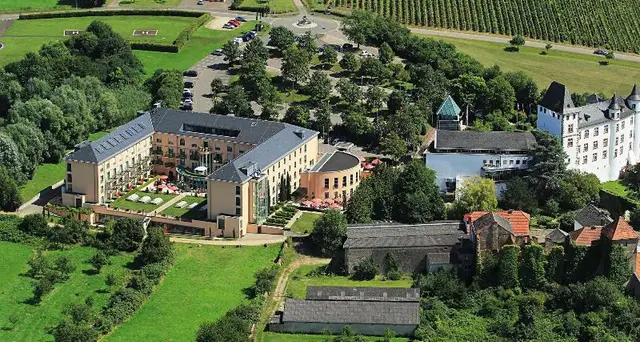 Victor's Residenz-Hotel Schloss Berg
