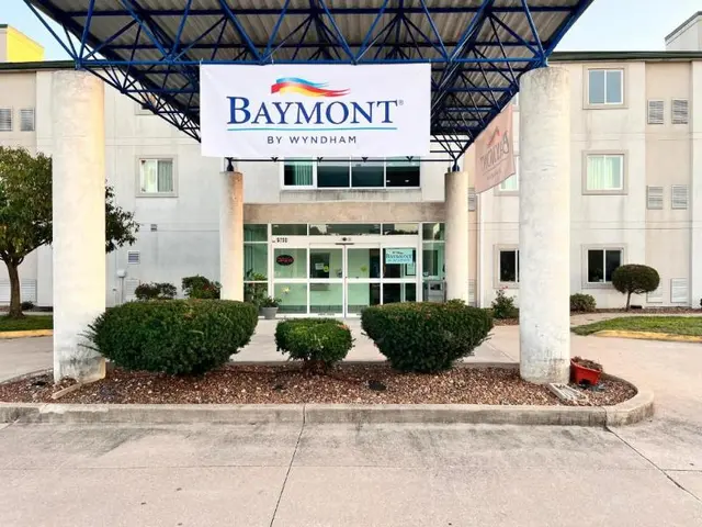 Baymont by Wyndham Kingdom City