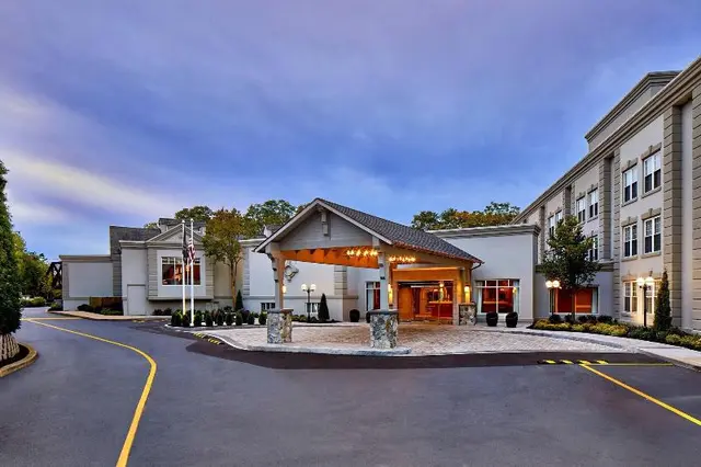 The Del Monte Lodge Renaissance Rochester Hotel &