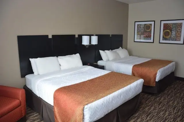 Roosevelt Inn And Suites