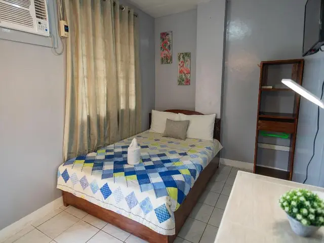 Mellow Apartelle And Tourist Inn
