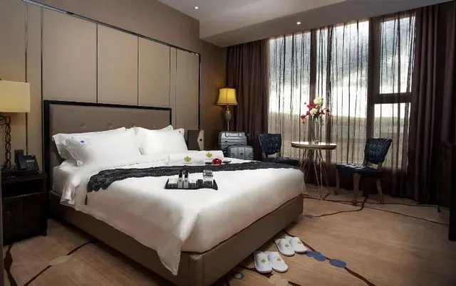 Lotus Blu Hotel