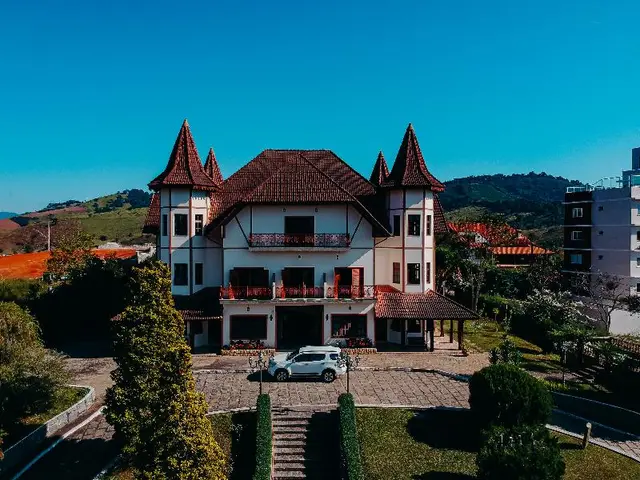 Chateau Palace Hotel