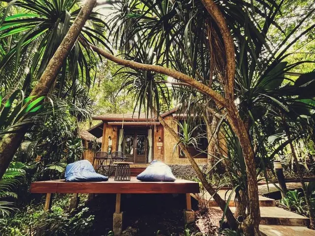 Wanathara Resort