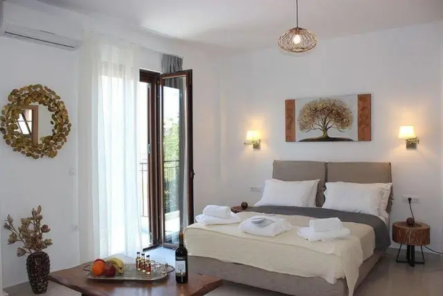Deluxe Suites